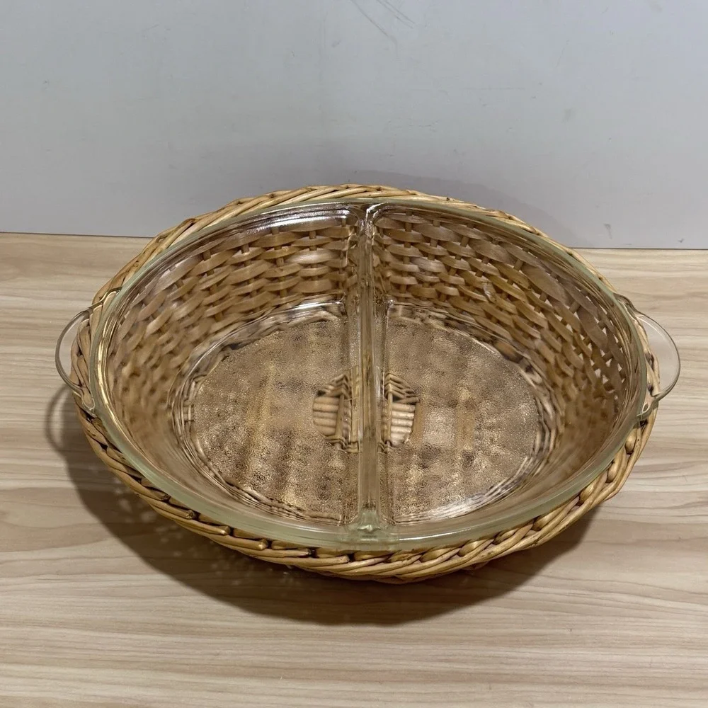 VTG Clear Glass Glasbake Divided Casserole Dish #239 w/Woven Wicker Basket Oval